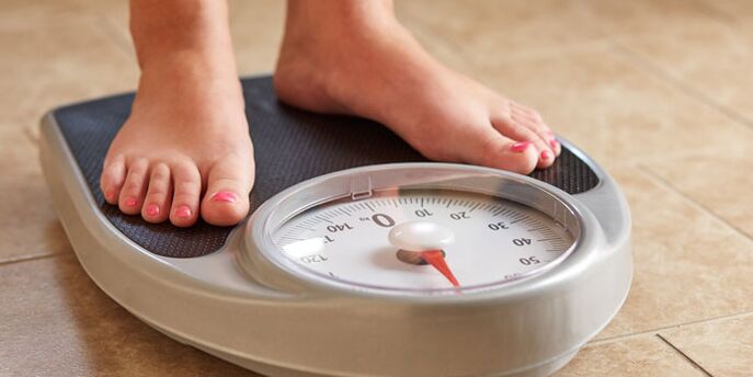 Weighing during a lazy diet