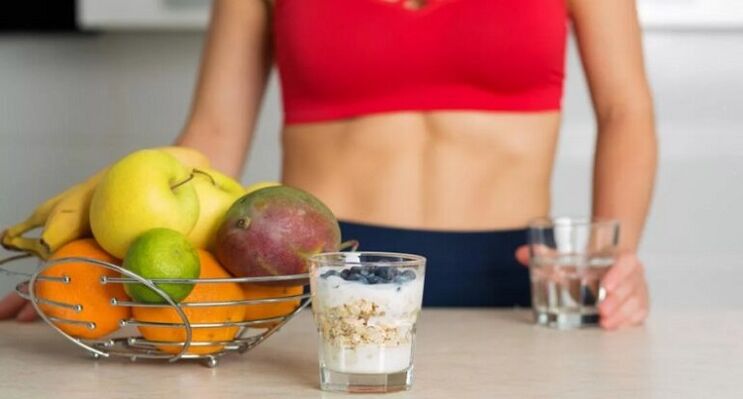 Fasting day on fruits and kefir for quick weight loss